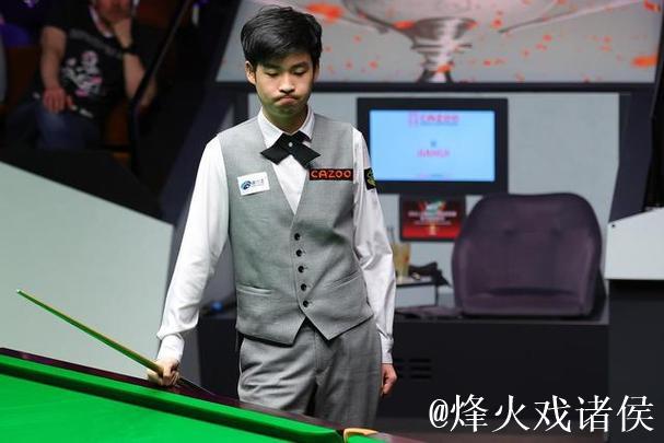 斯佳辉轰单杆136分4比3险胜戴维斯晋级32强